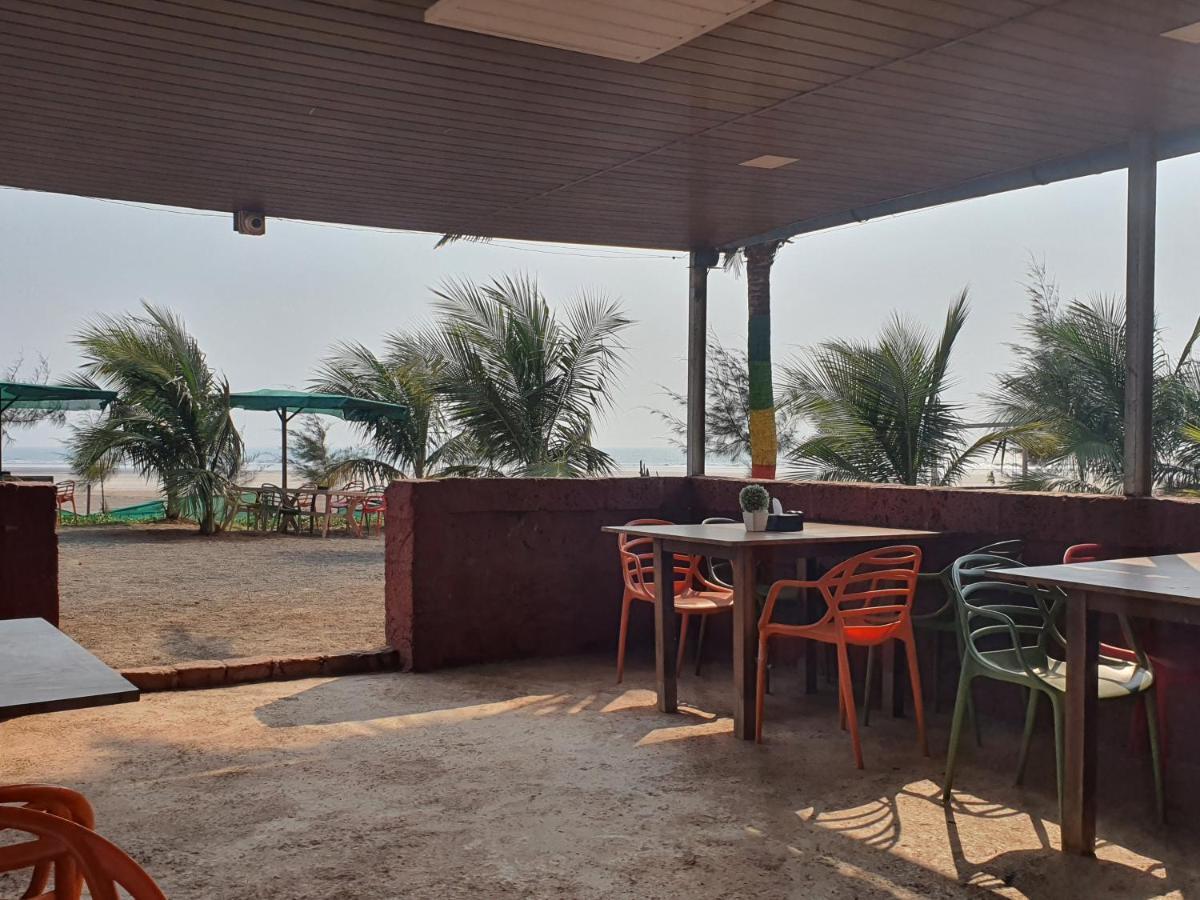 Salt Water Resort Dapoli Ngoại thất bức ảnh