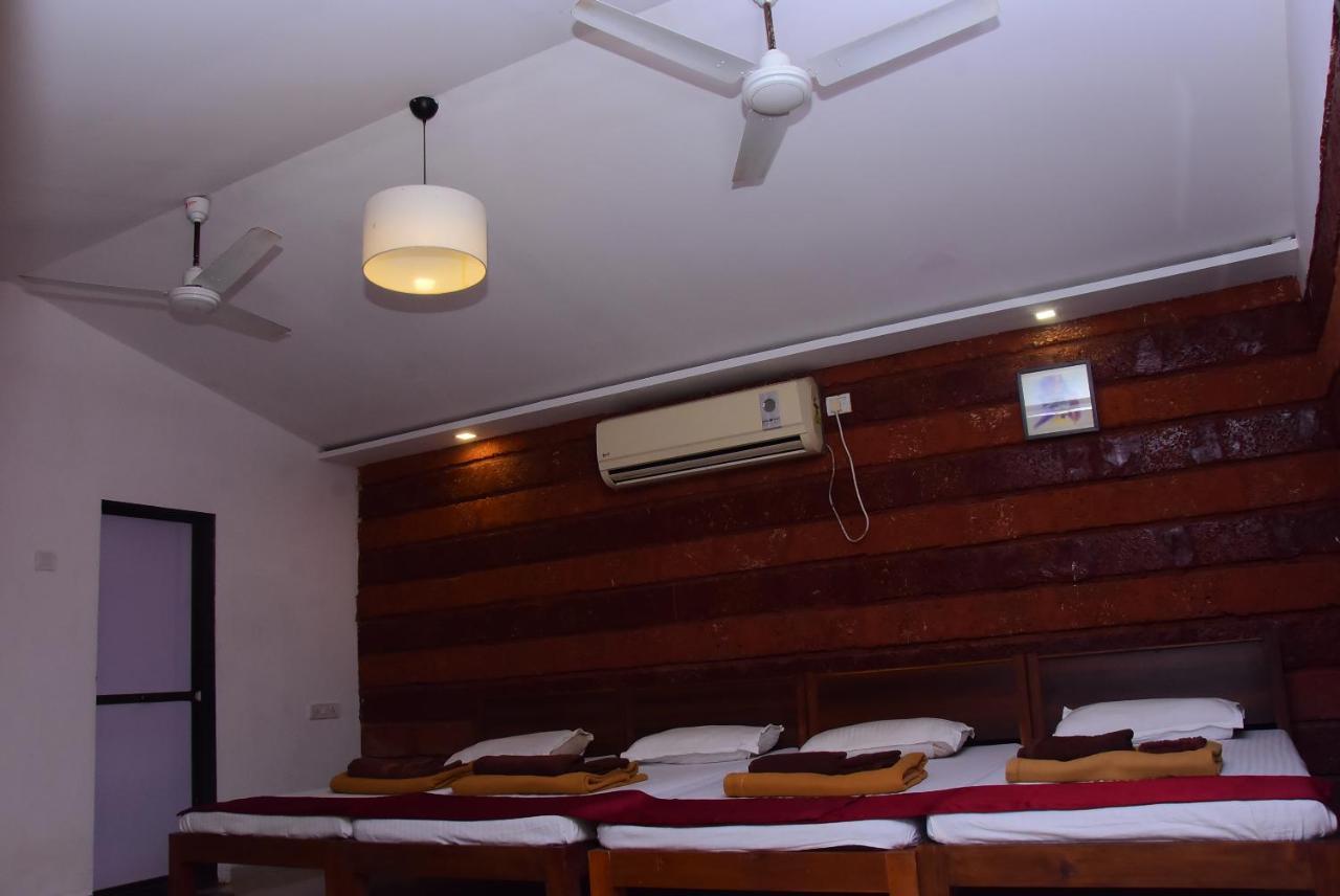 Salt Water Resort Dapoli Ngoại thất bức ảnh